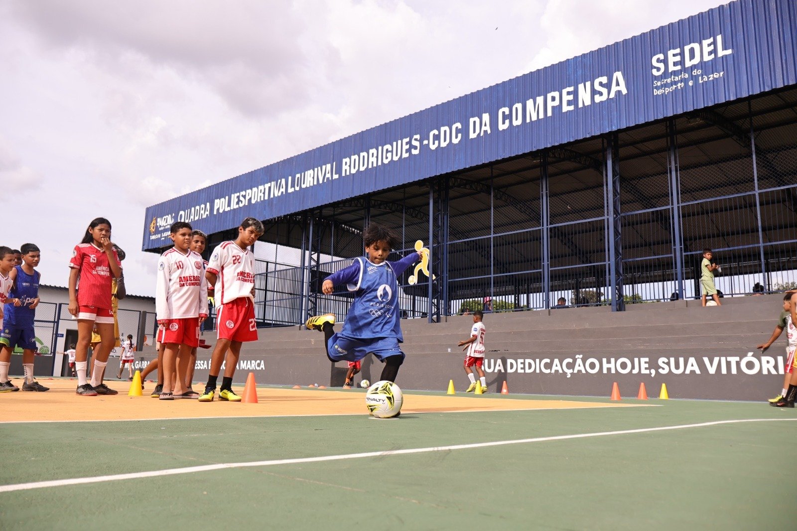 52 espaços esportivos construídos ou revitalizados